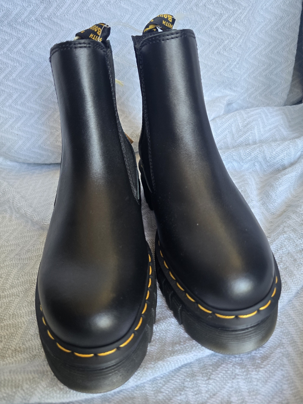 Dr. Martens Women's Black Platform Chelsea Boots NWT Size 7 - Picture 6 of 9